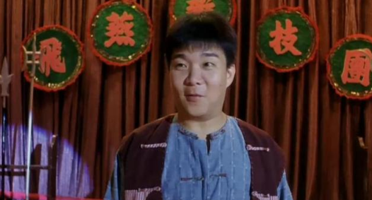 僵尸片鼻祖的朋友合作李小龙两代人,酷似元彪的孟海更正说没遗憾