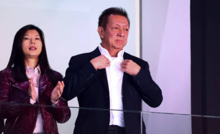 官方:瓦伦西亚老板林荣福捐赠5万口罩与300个测温仪器