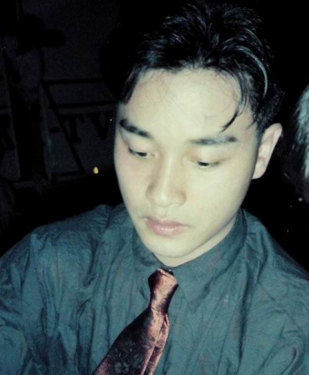 这首情歌出自李宗盛,是张国荣的最爱,如今歌词已成分手专用语