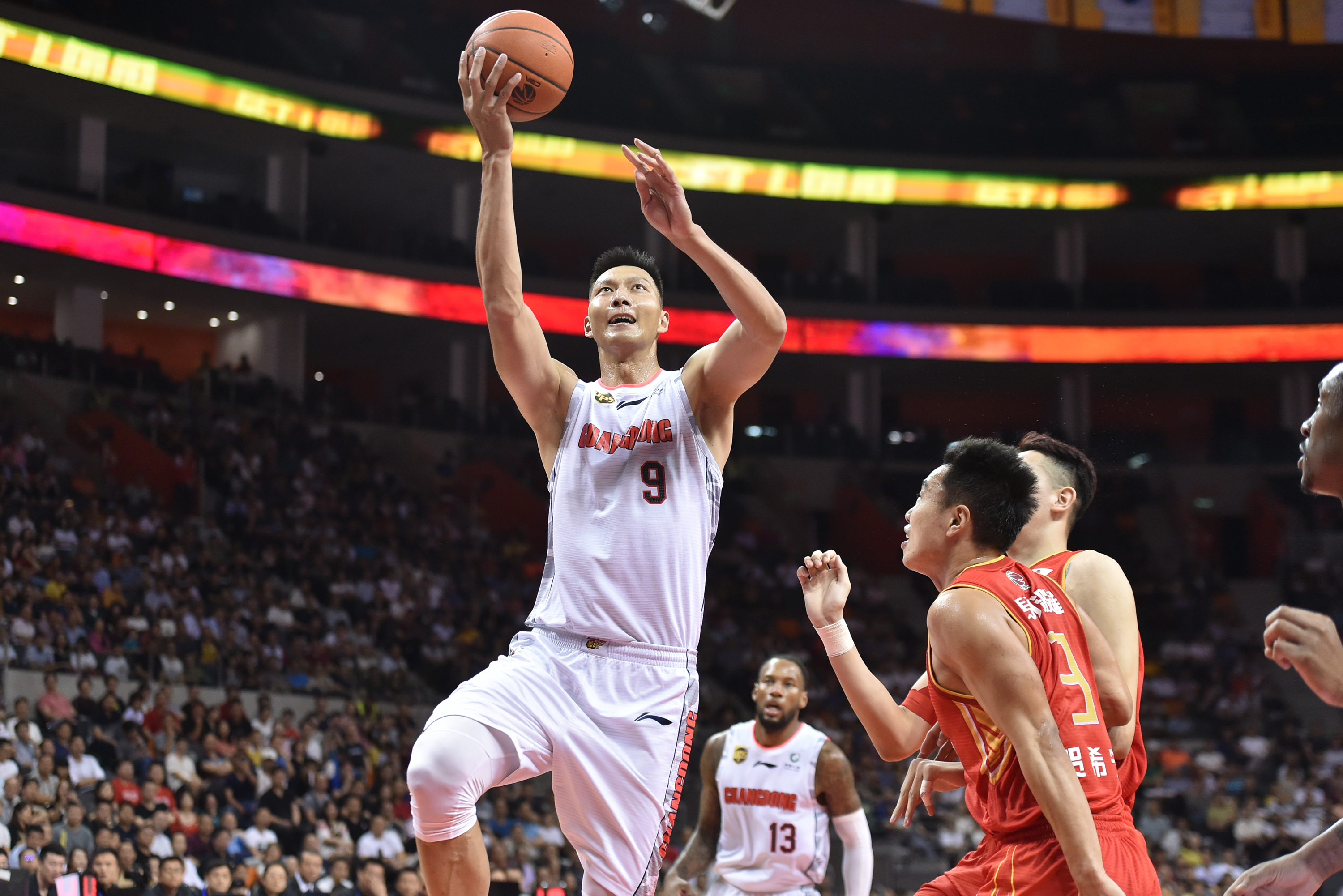 篮球——cba半决赛:广东东莞银行对阵深圳马可波罗