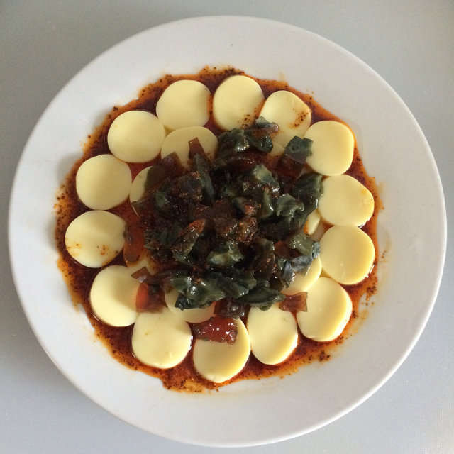 香辣皮蛋豆腐,口感嫩滑细腻,爽口又开胃