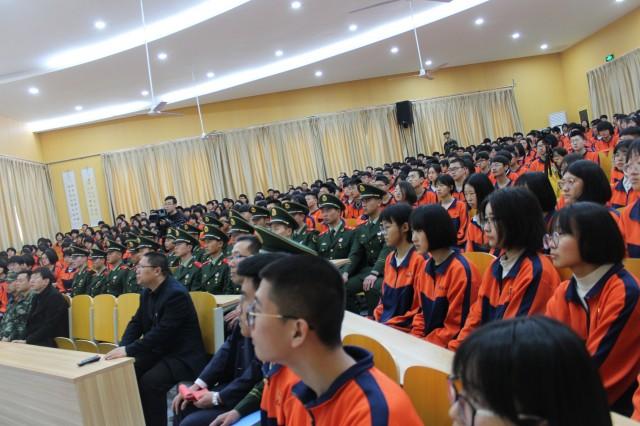 绽放青春,放飞梦想——招远市第九中学纪念"五四"爱国运动