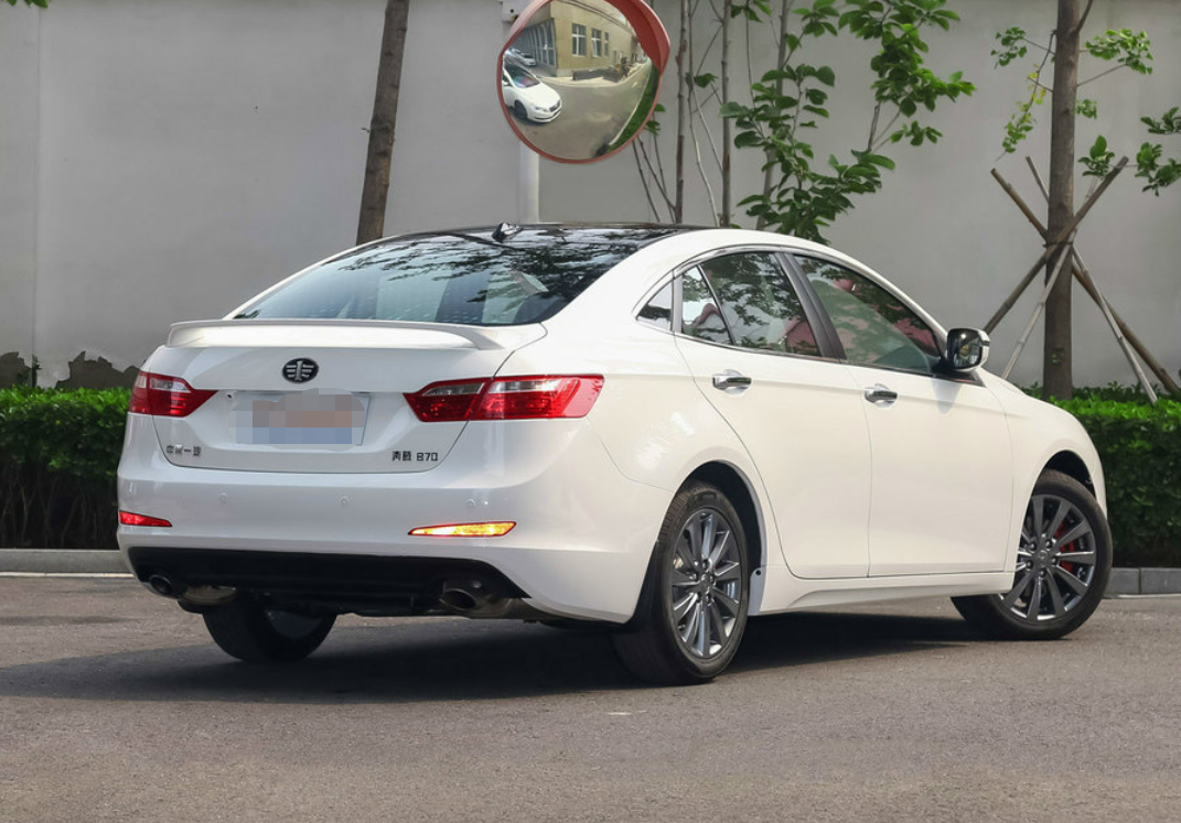 一汽奔腾-奔腾b70