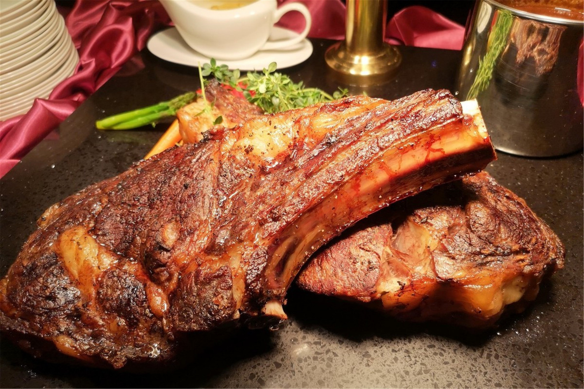 看了美国人的一日三餐,原来长得人高马大是有原因的,营养太剩了