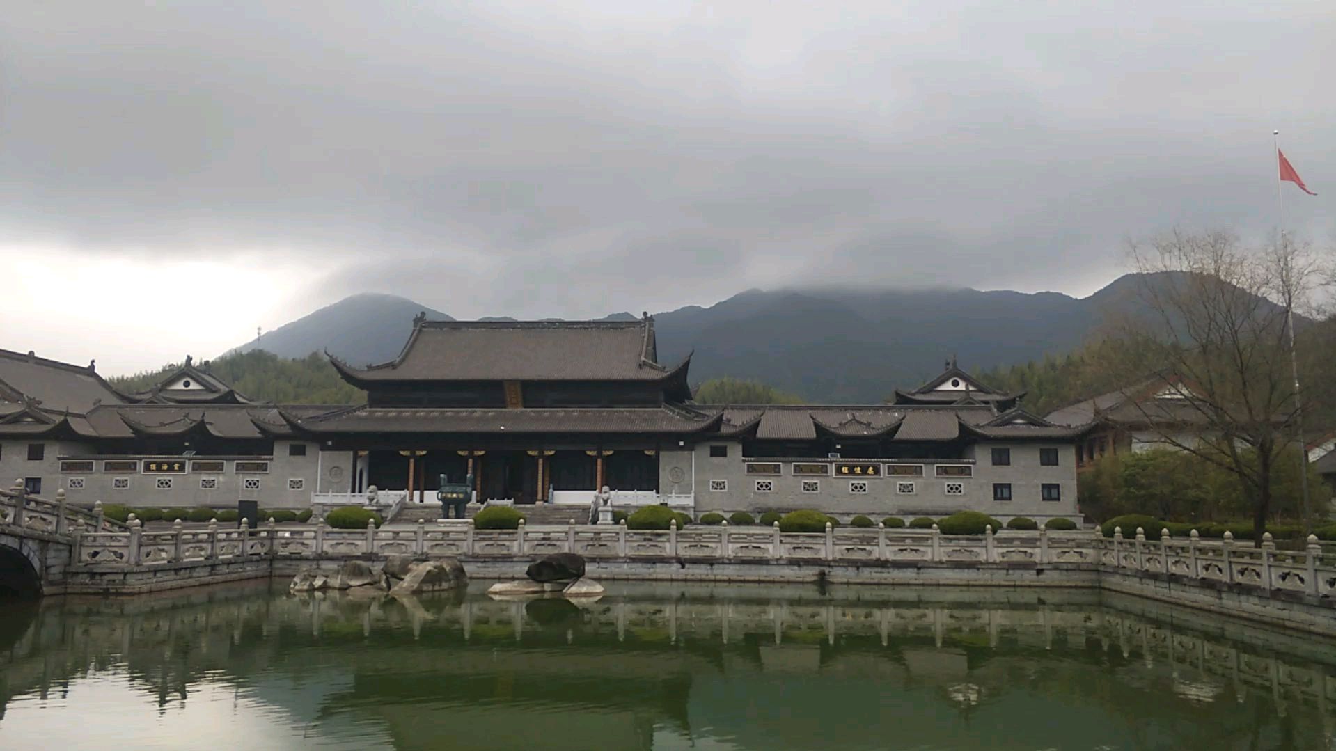 江西宜春奉新县百丈寺有1200历史,在中外佛教界享有盛名