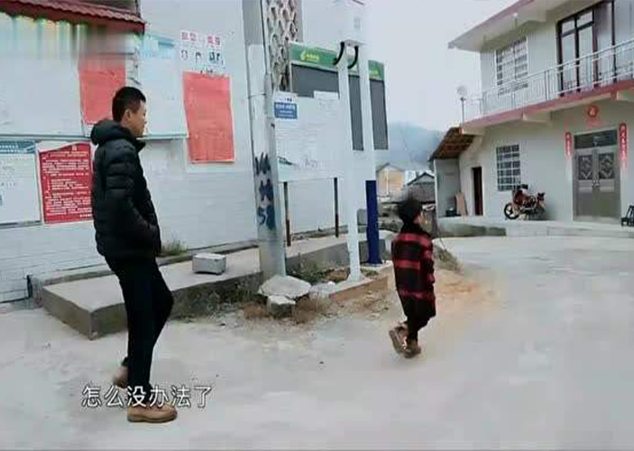 变形计史上的另类,顾家谦带着爸妈变形,这样的爸妈太不省心!