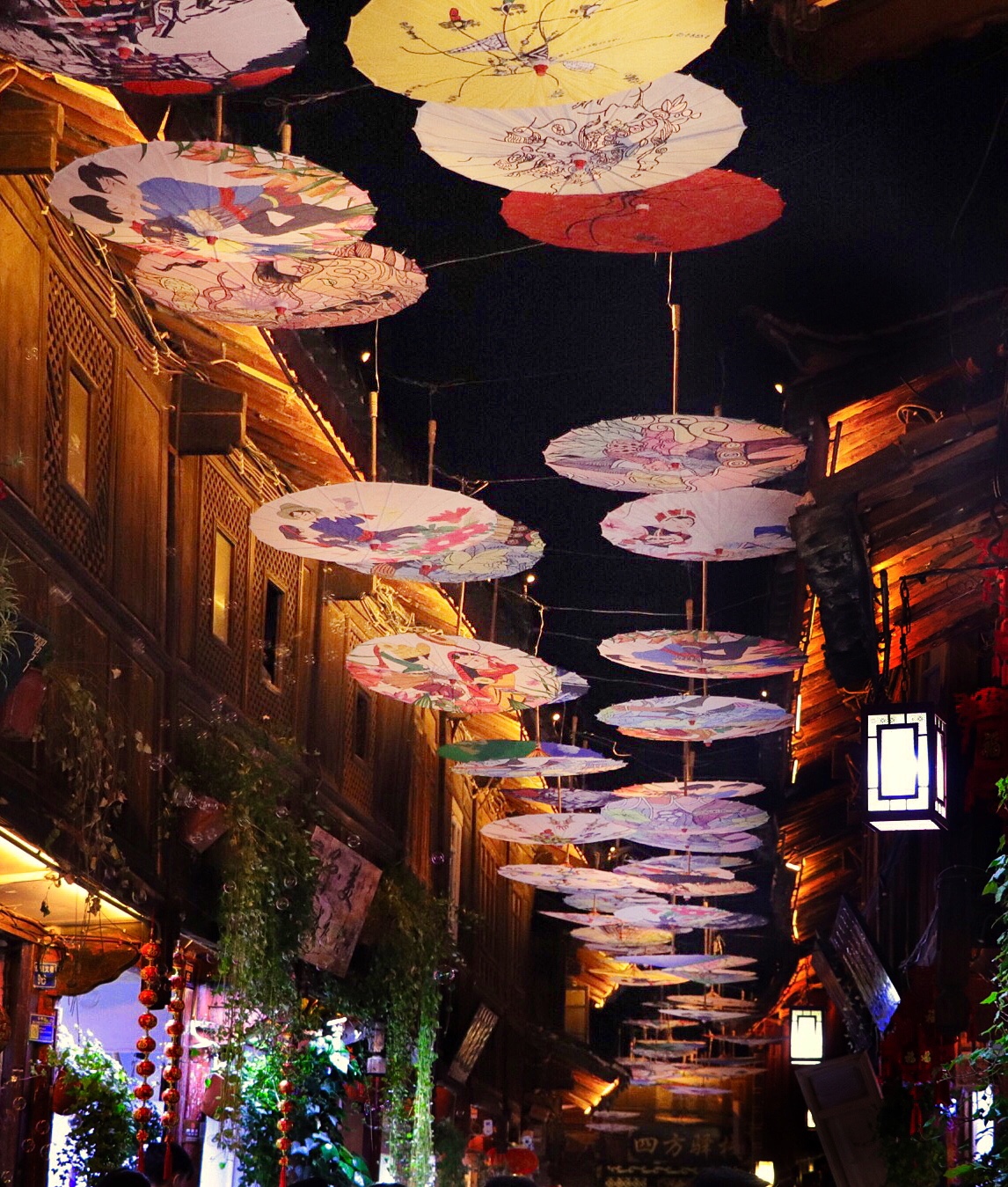 百度爱采购首页 商品专题_静油 优质回答 用油纸伞装点街头, 此前在