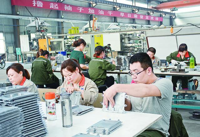 河津市鑫银河铝业有限公司延伸产业链条