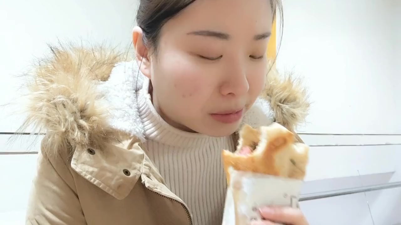 中式披萨馋嘴饼了解一下?加个烤肠,香味能馋哭隔壁小孩!