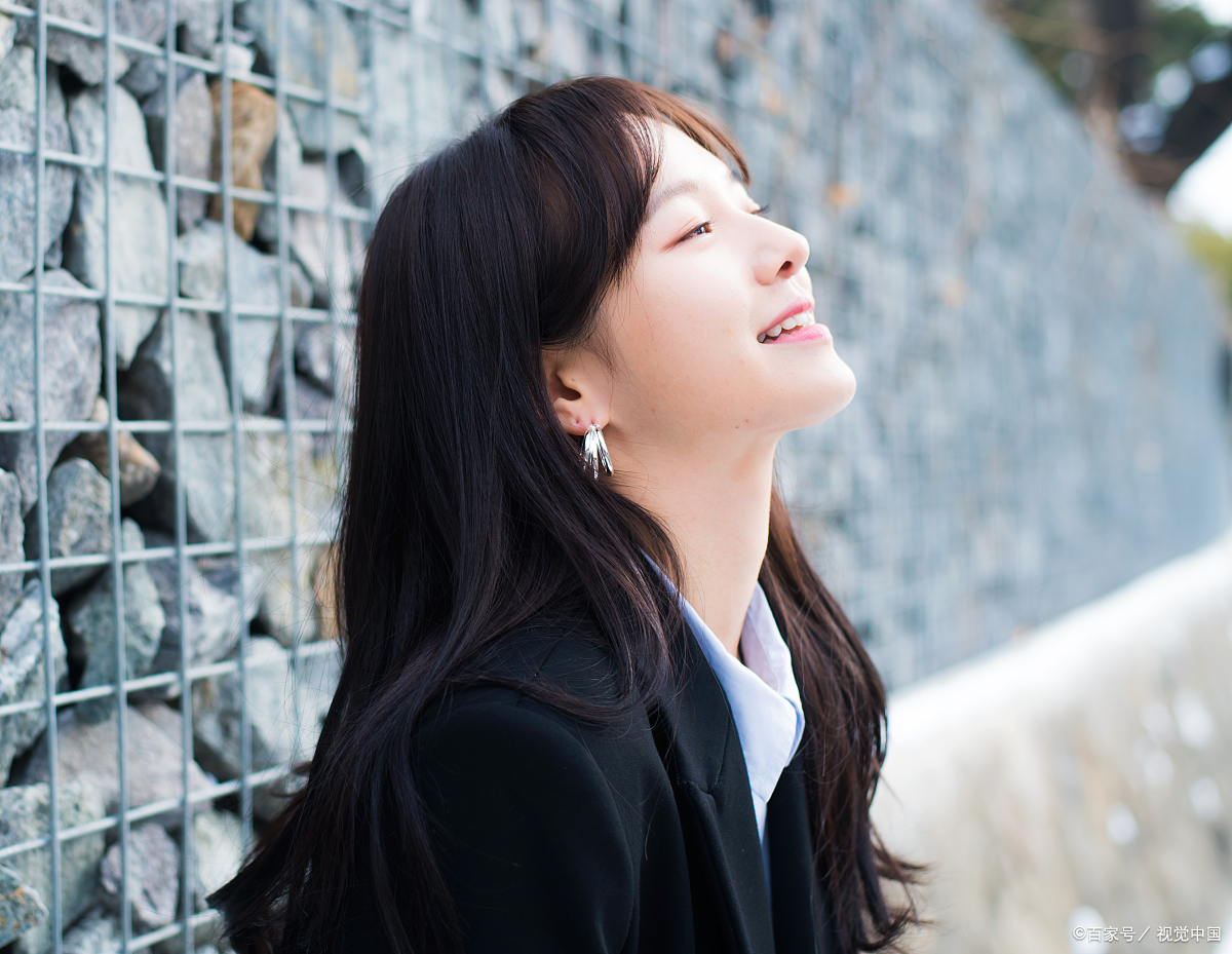 朴珪瑛:戏里的小护士,戏外却似杂志上的透明系美少女