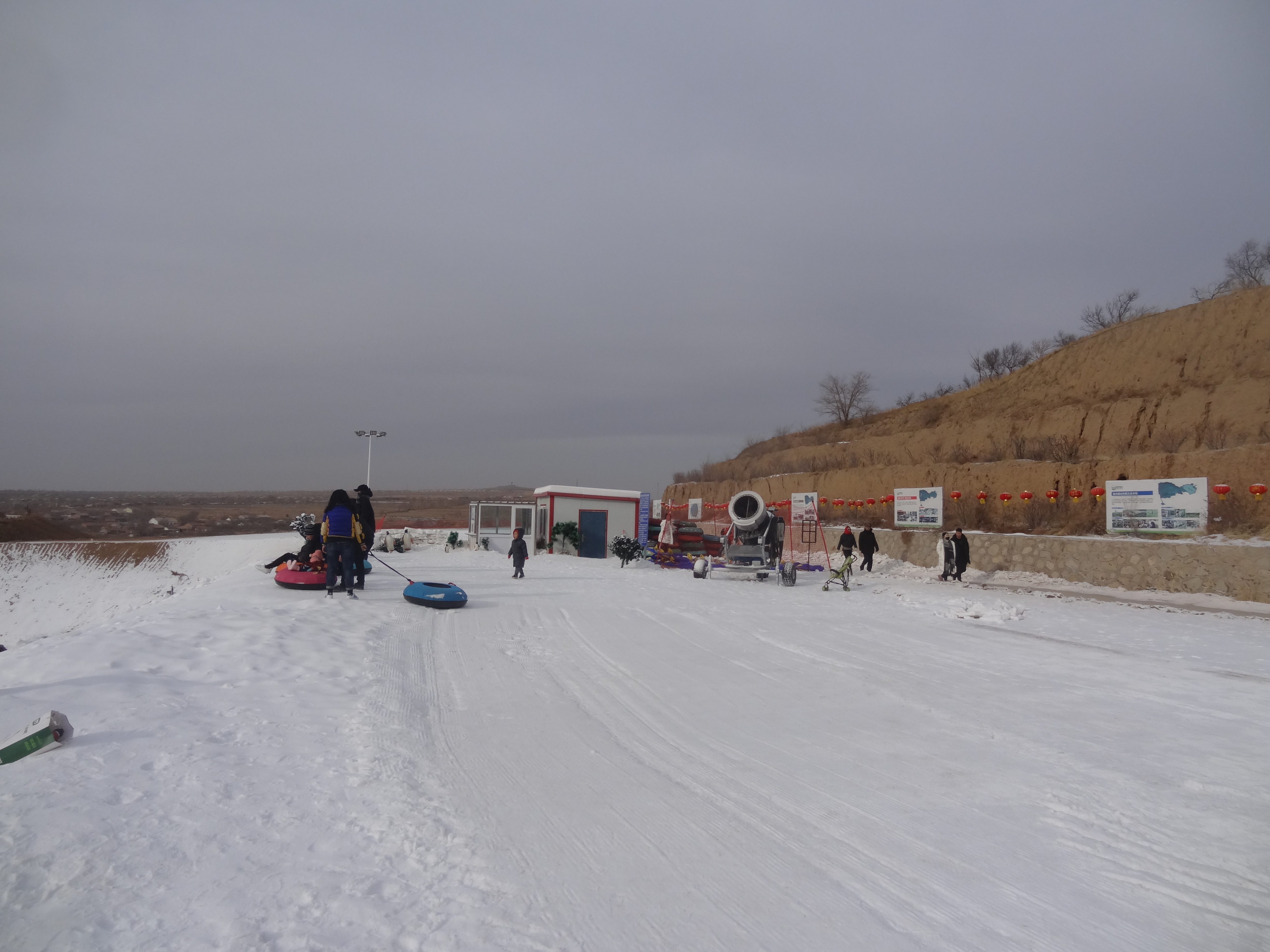 赤峰道谷南山滑雪场
