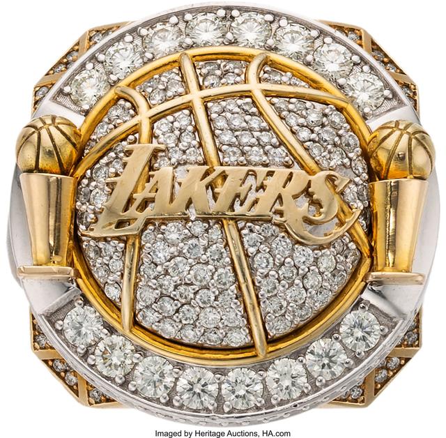 今日图集:奥多姆拍卖的湖人总冠军戒指