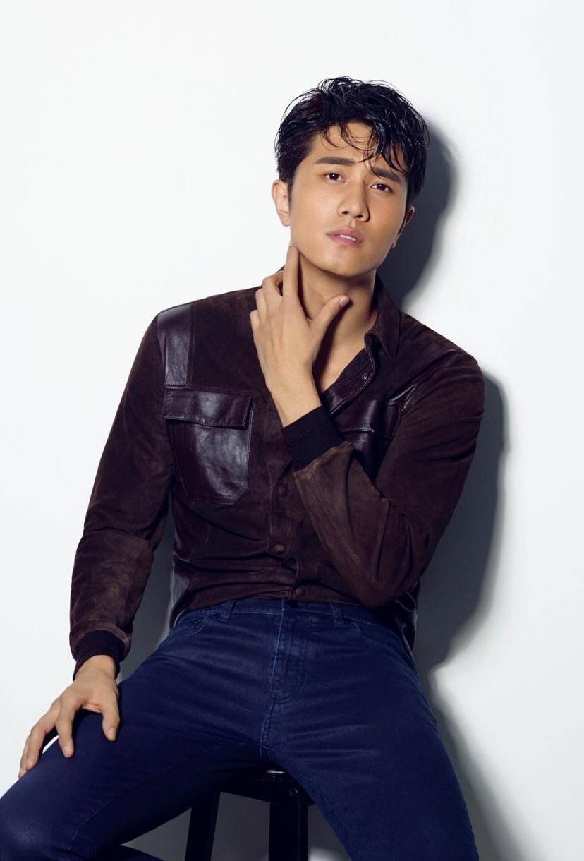 彭冠英写真,一个彭漂亮