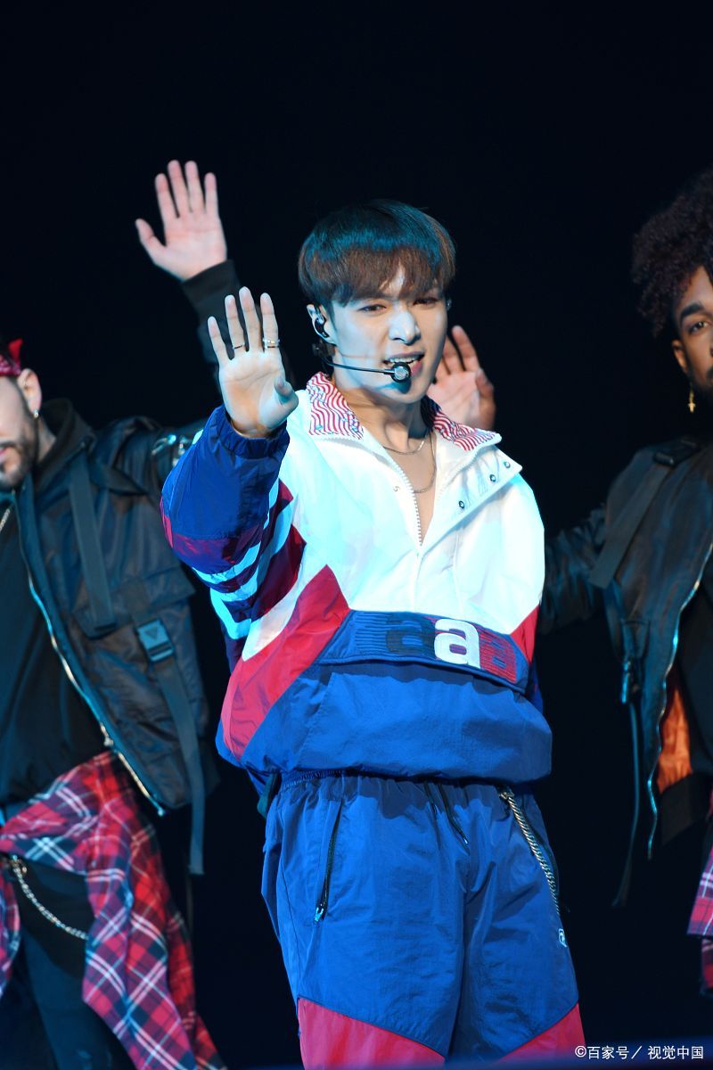 张艺兴舞蹈动作辣眼睛,是过度解读还是真有问题?