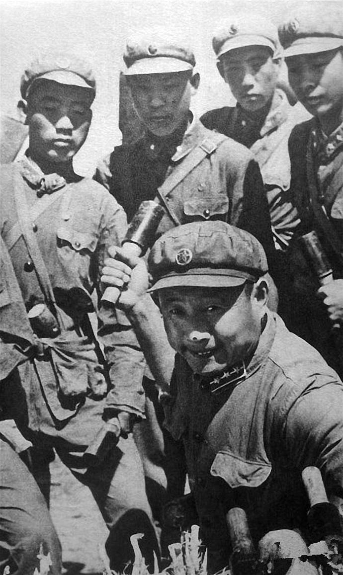 老照片 | 六十年代,人民子弟兵的"芳华"