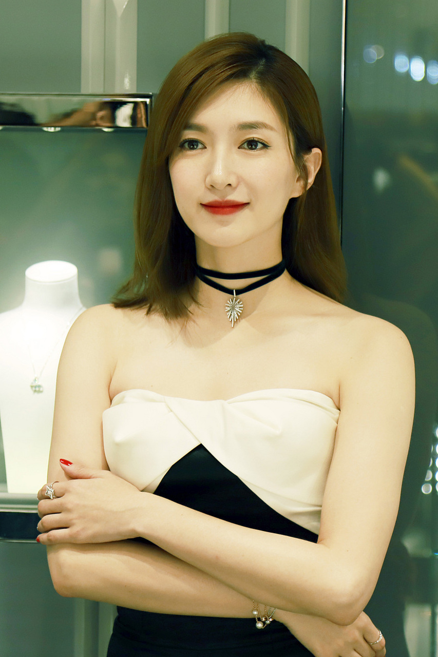 第一,江疏影的演技,是否真的如大家所说的那样出色,还是只是被捧