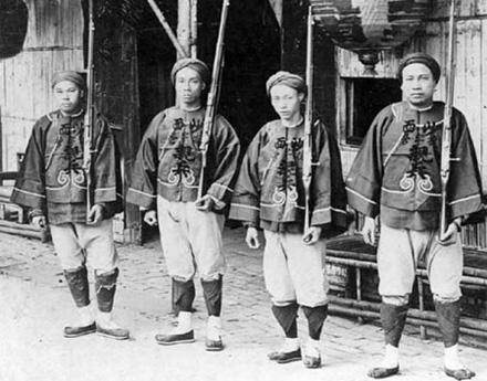 清朝御林军有多差,慈禧逃命,宁肯带镖局也不带他们