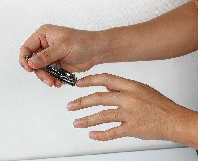 为什么晚上不能剪指甲 为什么晚上不能剪指甲