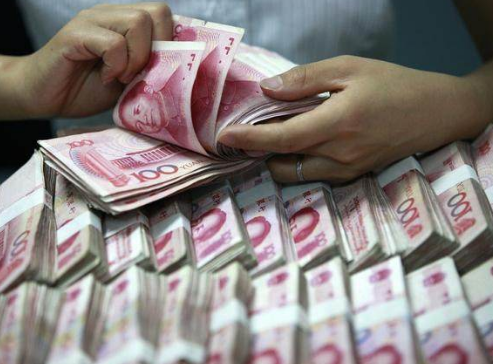 2018年行大运发大财,财路滚滚而来,数钱数到手软的3大生肖!