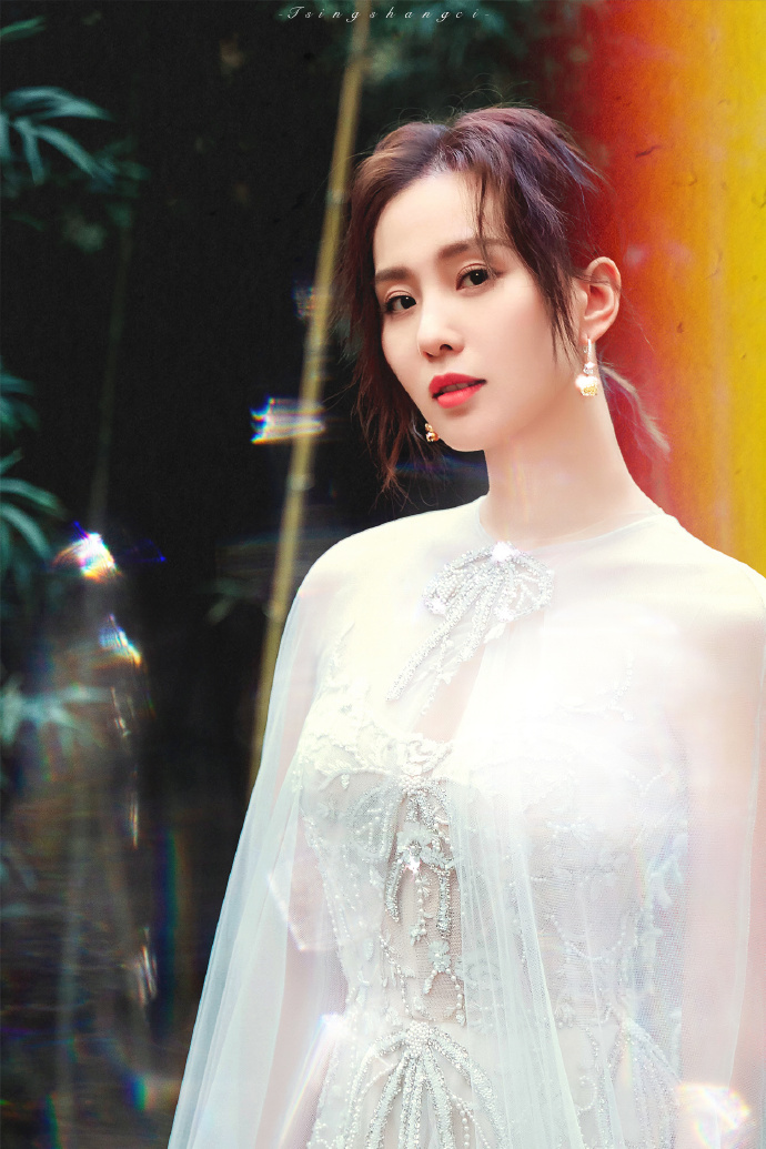 刘诗诗亲爱的自己##刘诗诗李思雨# 打印的诗诗的照片到了我姐真好 