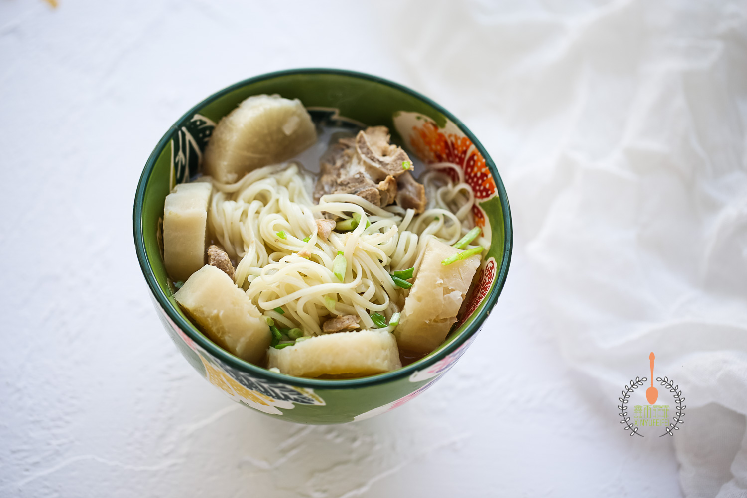 【排骨萝卜面】