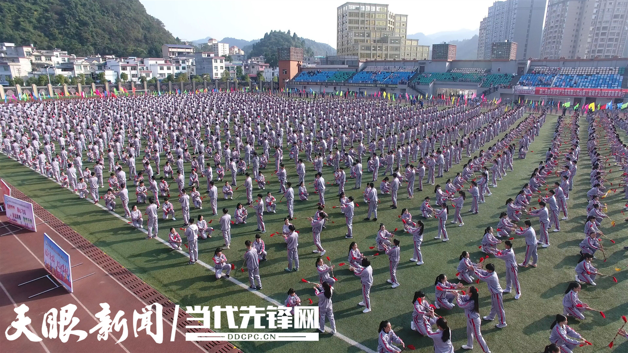 江口中学:"一心四度" 实现主题教育与实践教学双促进