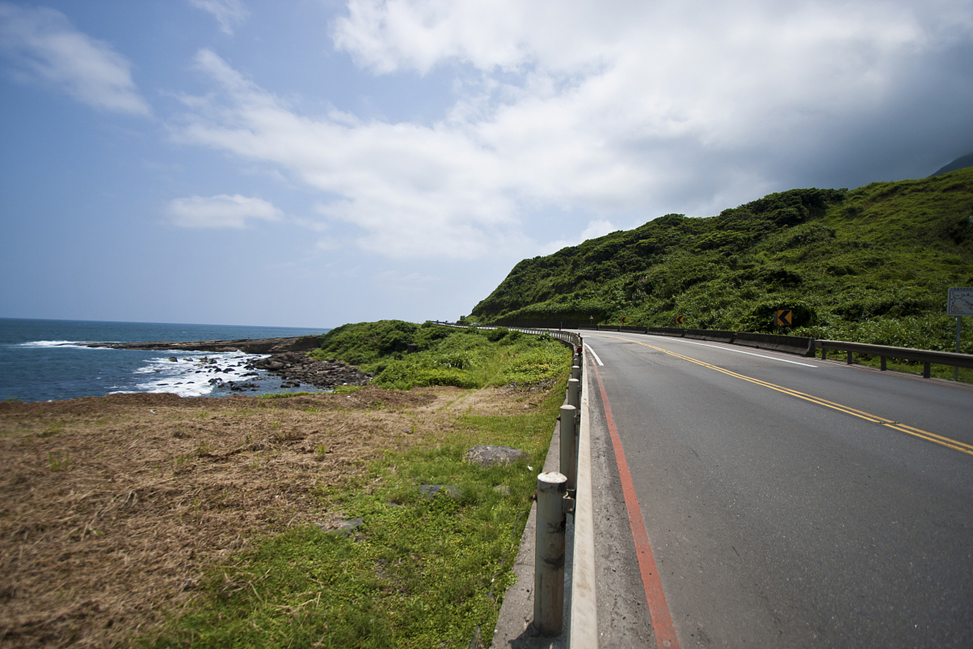 93海南太阳湾公路,大学生的自驾天堂!