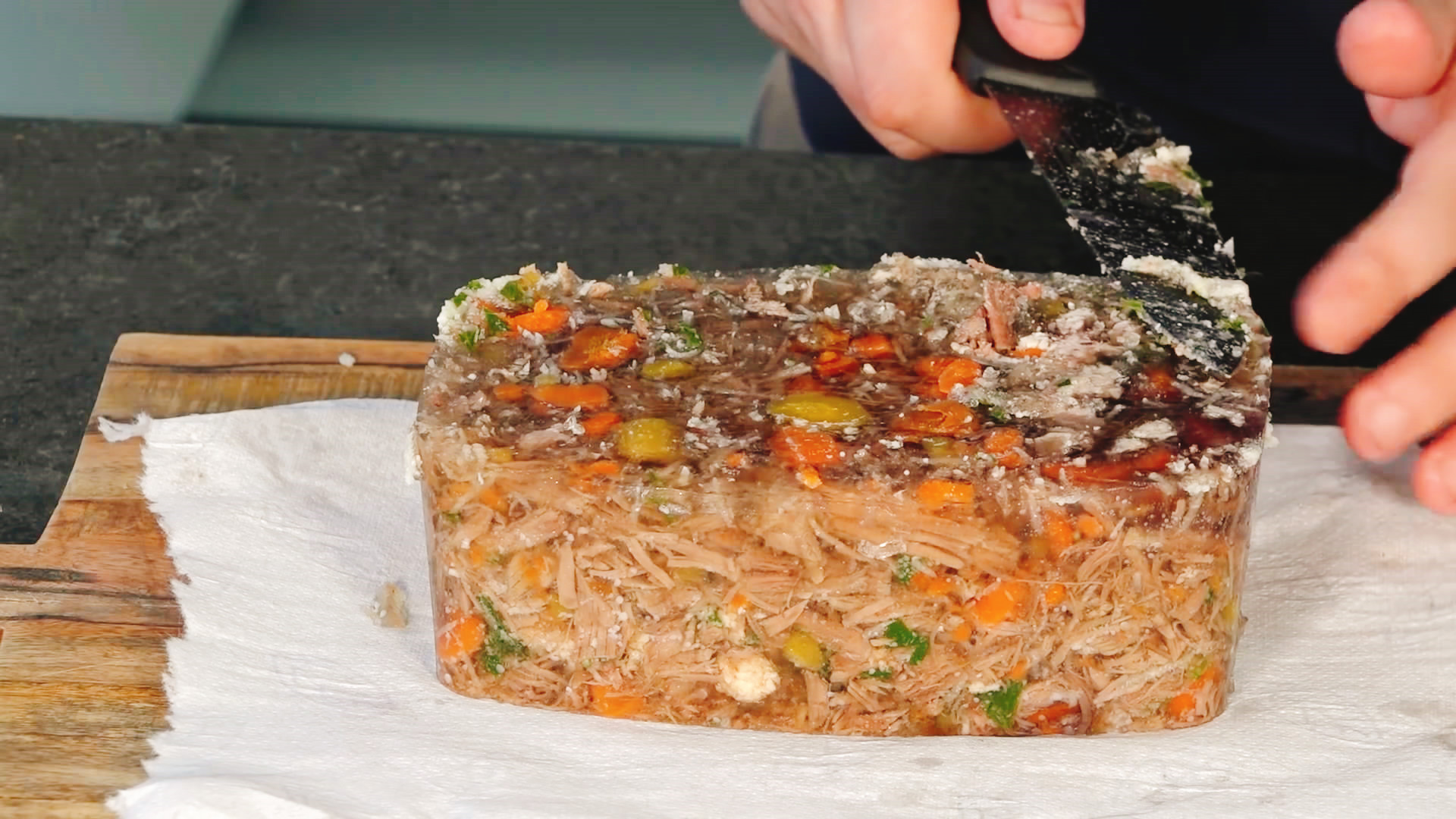 比猪皮冻更好吃的"牛肉冻"做法,易消化,营养丰富,孩子爱吃