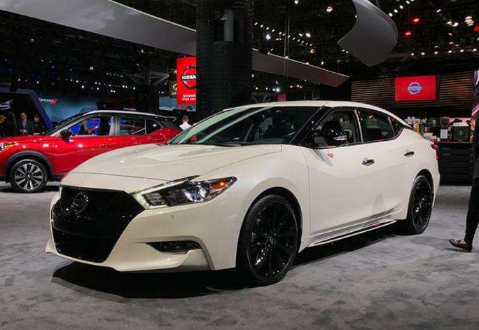 日产新款西玛首次亮相,外观时尚,采用了全新设计理念