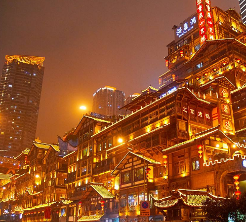 重庆洪崖洞:依山就势,沿江而建,重庆市亮丽的城市名片