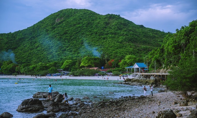 阁兰岛又称可兰岛,珊瑚岛,金沙岛,是著名潜水圣地!