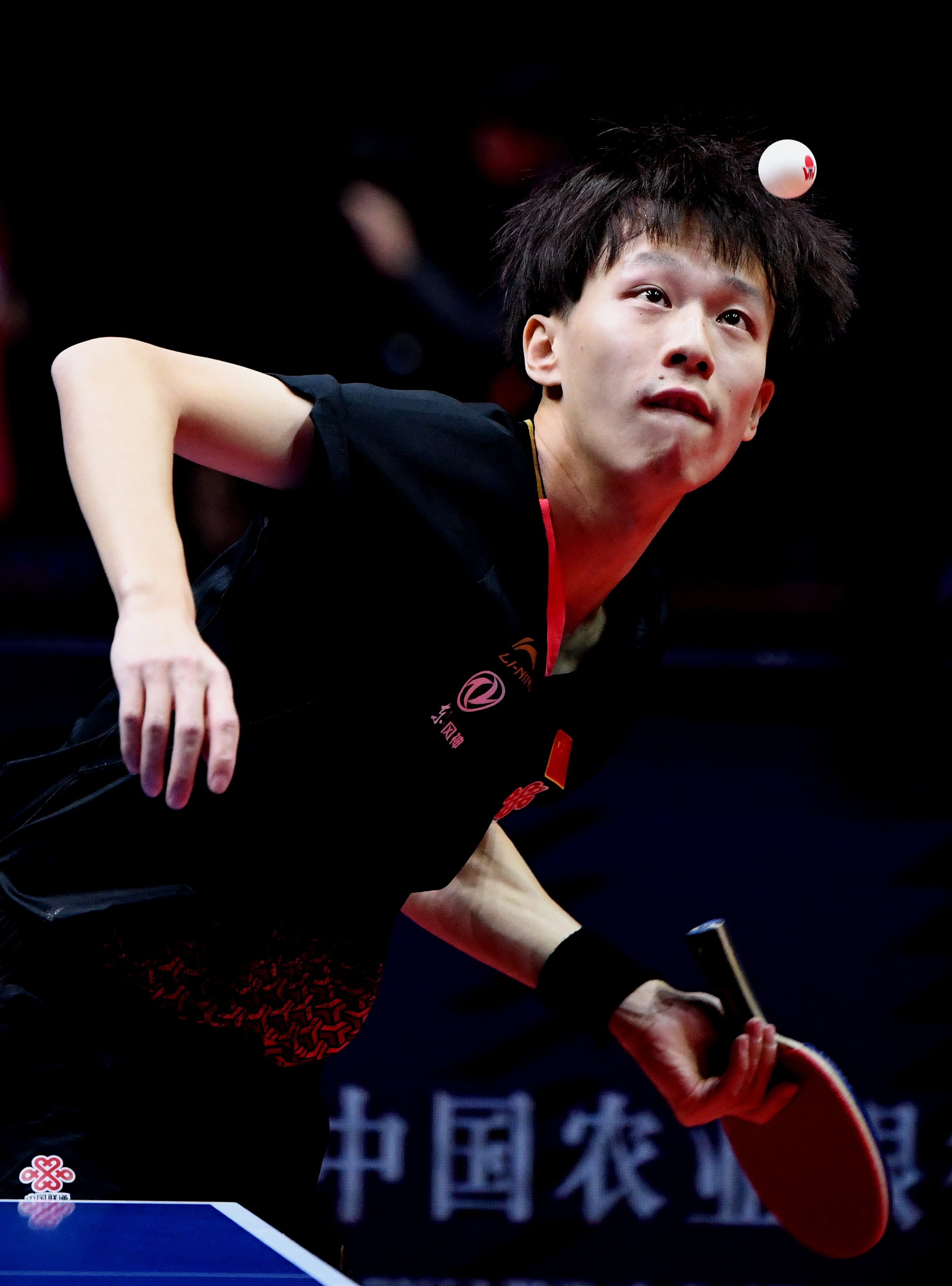 乒乓球——世界巡回赛总决赛:林高远晋级男单八强