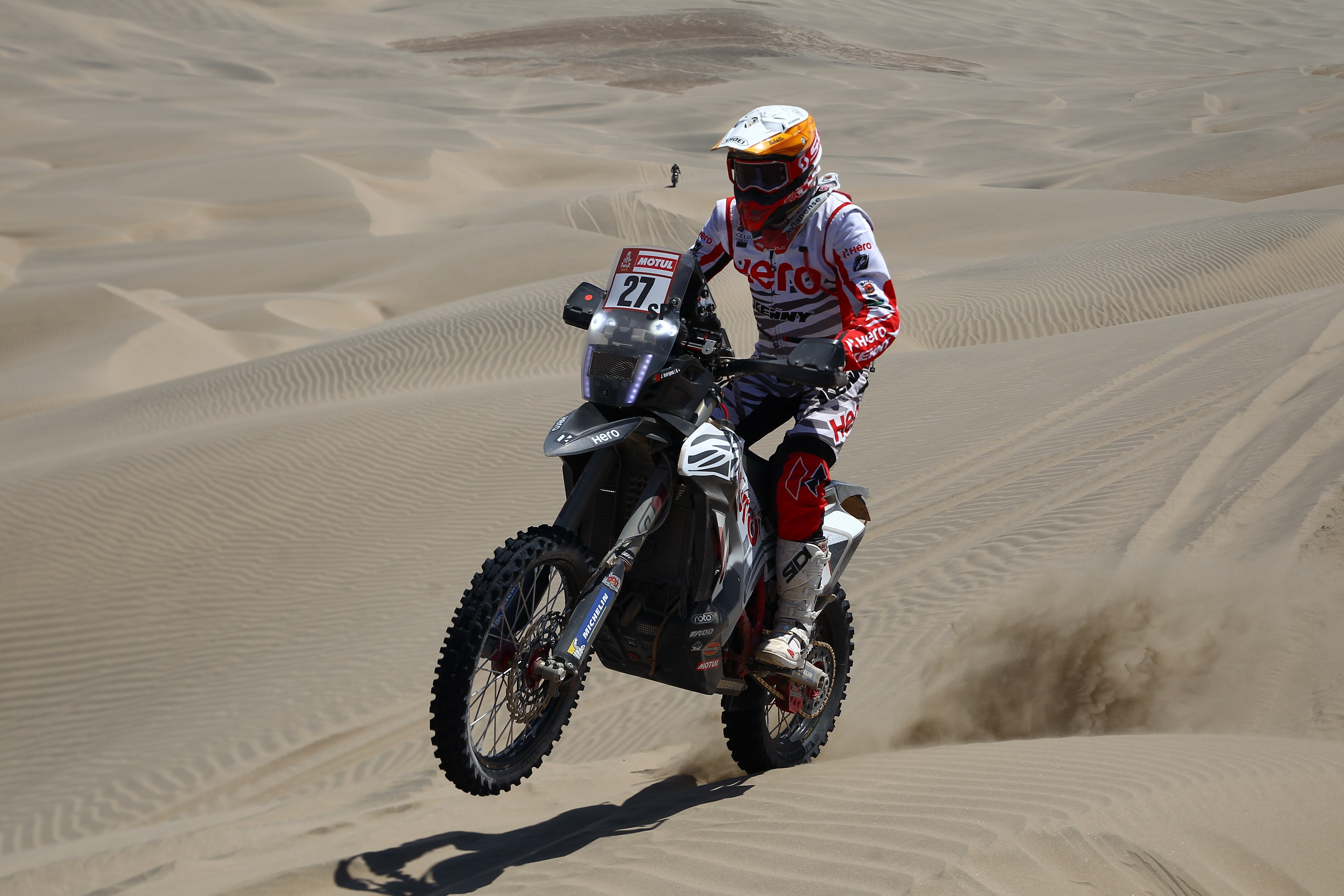 赛车——达喀尔拉力赛第七赛段赛况(2)