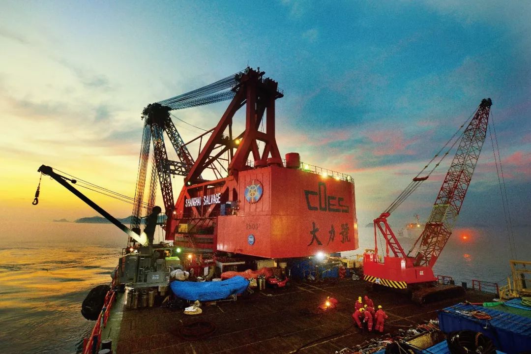 40年·交通 | 这些救捞重器在海上救起了无数的生命