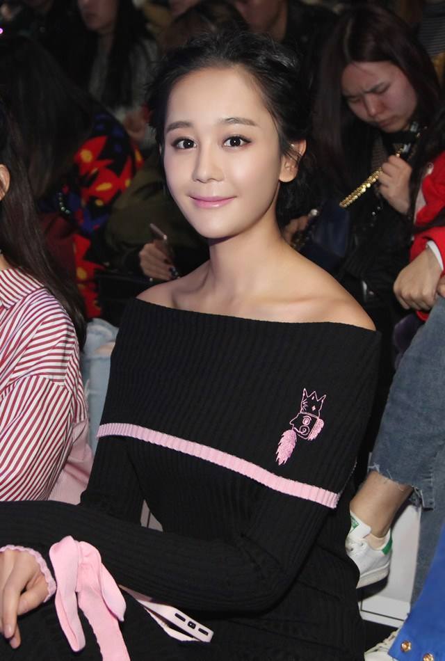 海陆在某节目上透露:以前谈过一个男朋友,非常没有