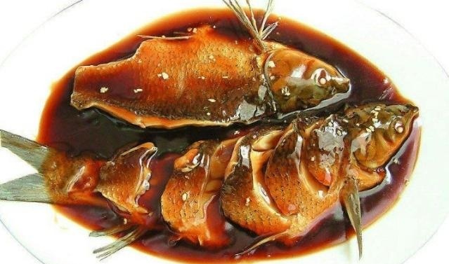 杭州市资讯|传统风味名菜西湖醋鱼,由南宋叔嫂流传,今日楼外楼最为