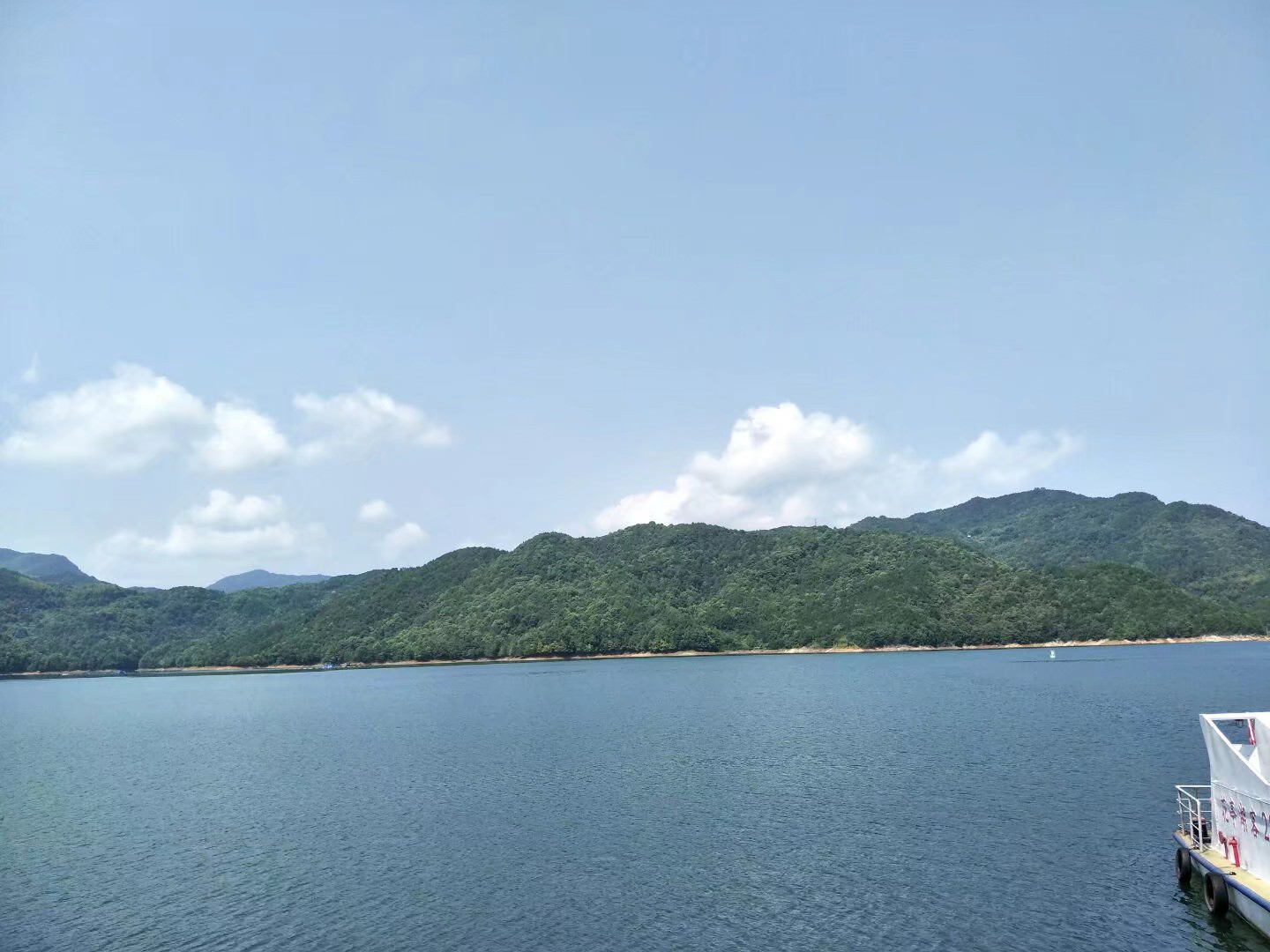 有山有水一片绿意盎然,安徽太湖县的花亭湖风景区,美得让人陶醉