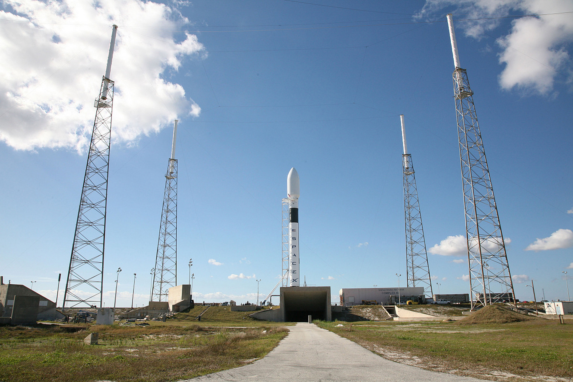 spacex猎鹰9号火箭一日发射两次!