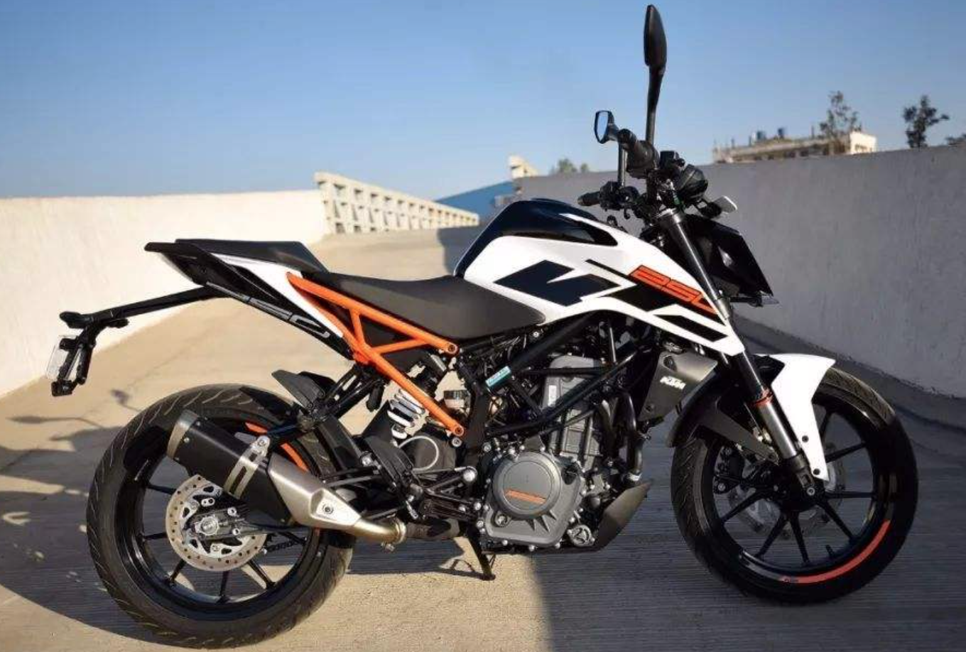 ktm duke 250