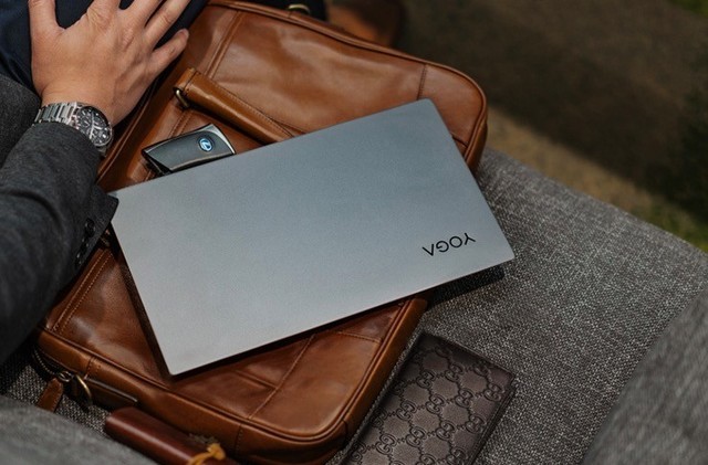 选择在618首发的除了荣耀还有联想yoga s940开卖