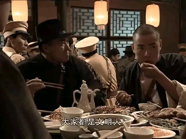 亮剑:难怪李云龙结婚吃不上肉,你看看他在赵家裕干了些什么?