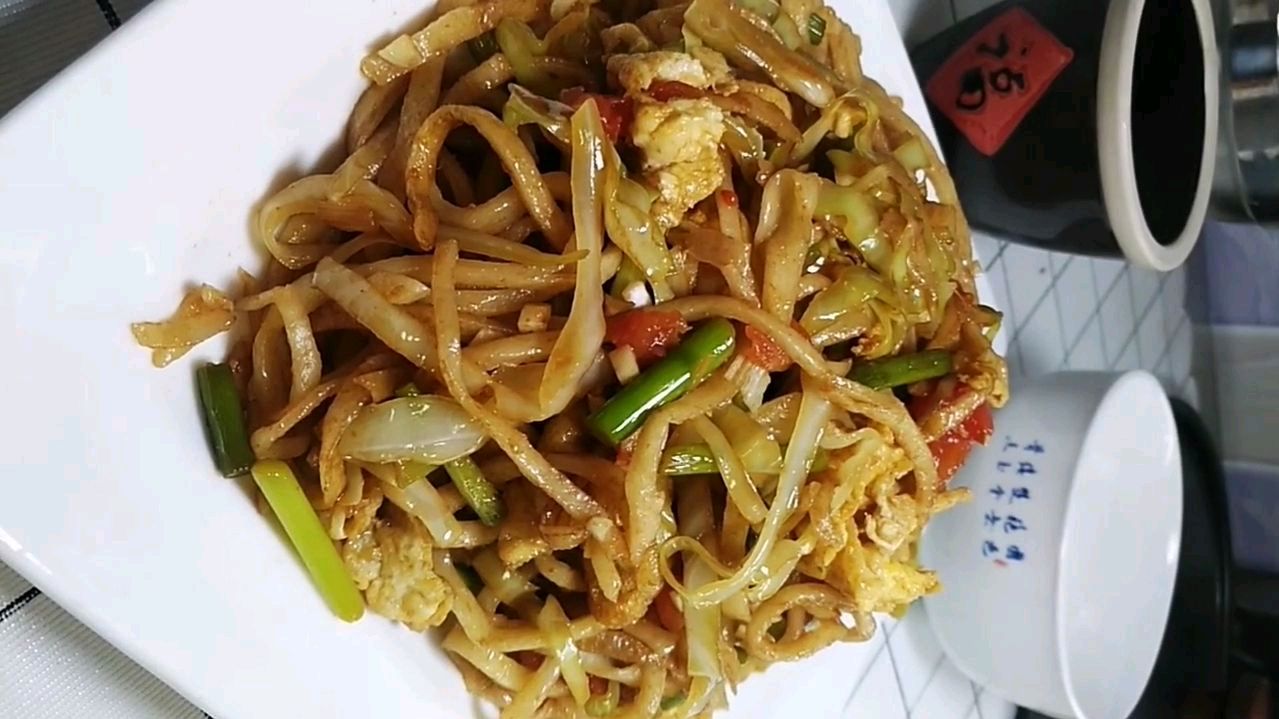 知道饭店的炒饼丝为什么好吃吗,把这几个顺序搞对了就OK