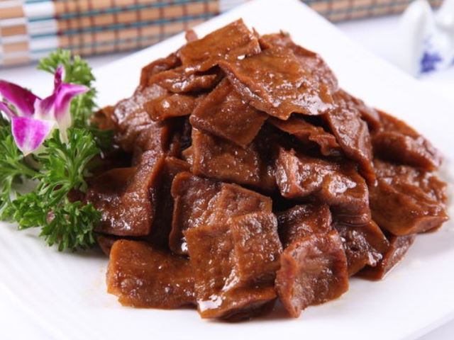 第3种就是酱豆干.酱豆干风味绝佳,好吃不贵.