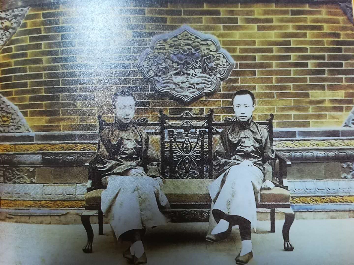 她,因胖被皇帝拍了几张照片,顿时成最美宫女,照片留存至今