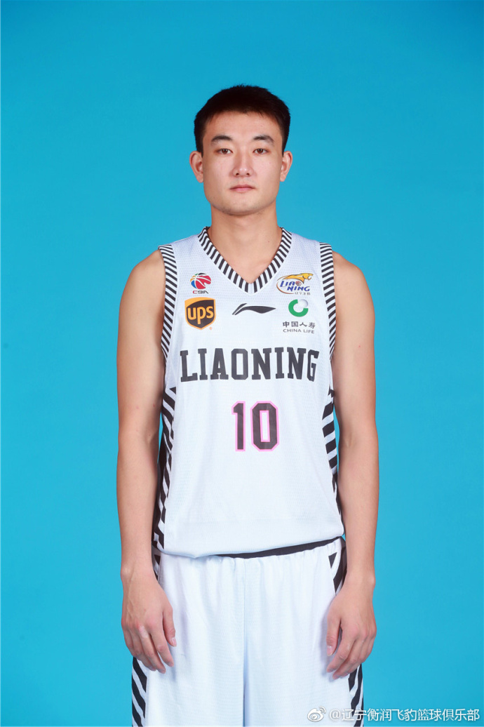 丛明晨高诗岩高效,辽宁胜北京三连胜 网友评论太有才了