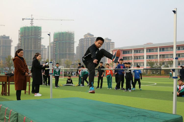 靈璧縣實驗小學2017年秋季田徑運動會隆重舉行