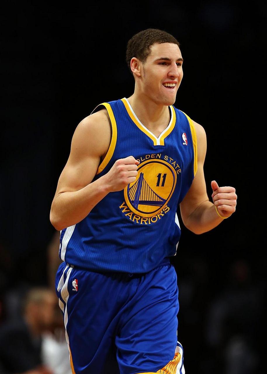 超级射手克莱·汤普森续约风云再起!伤病 年龄,生涯转折点来了?