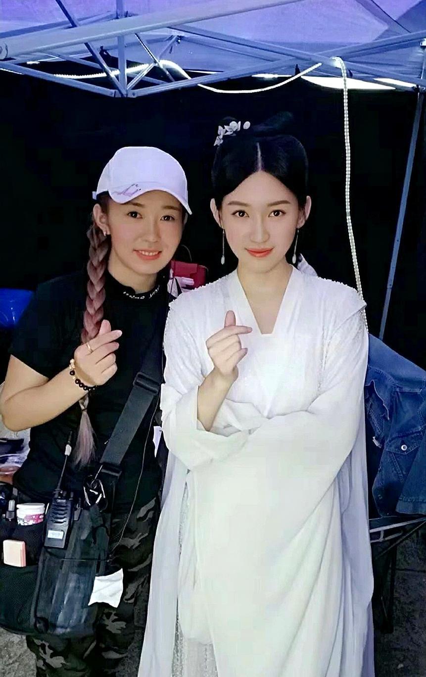 新《神雕》"尔晴"苏青出演林朝英,白衣造型曝光,比小龙女还美