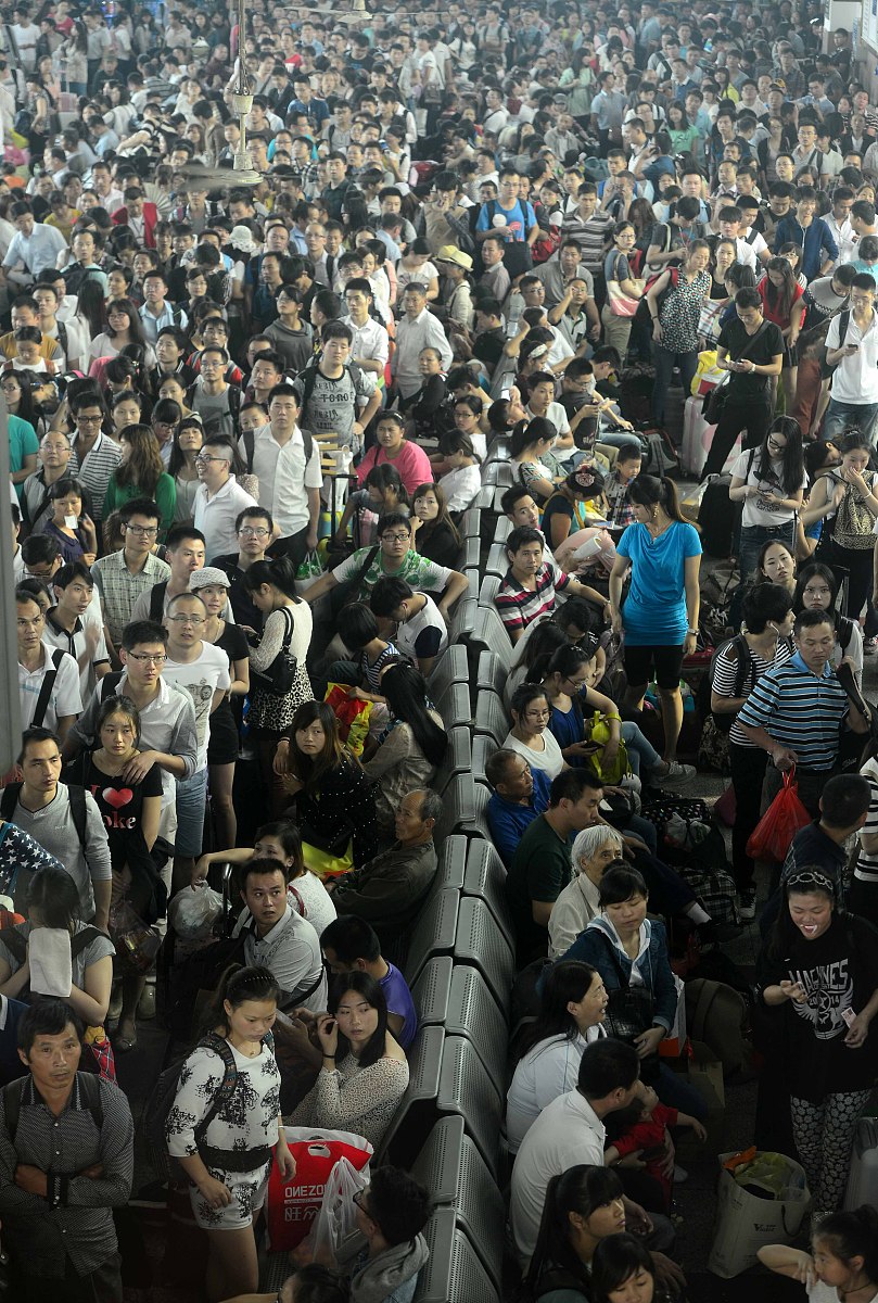 但在这个热闹的背后,我们不禁要思考:如何才能培养