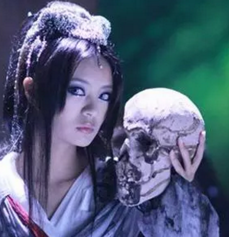 白骨精为何被称为"白骨夫人"?她的老公是谁?答案让人意想不到